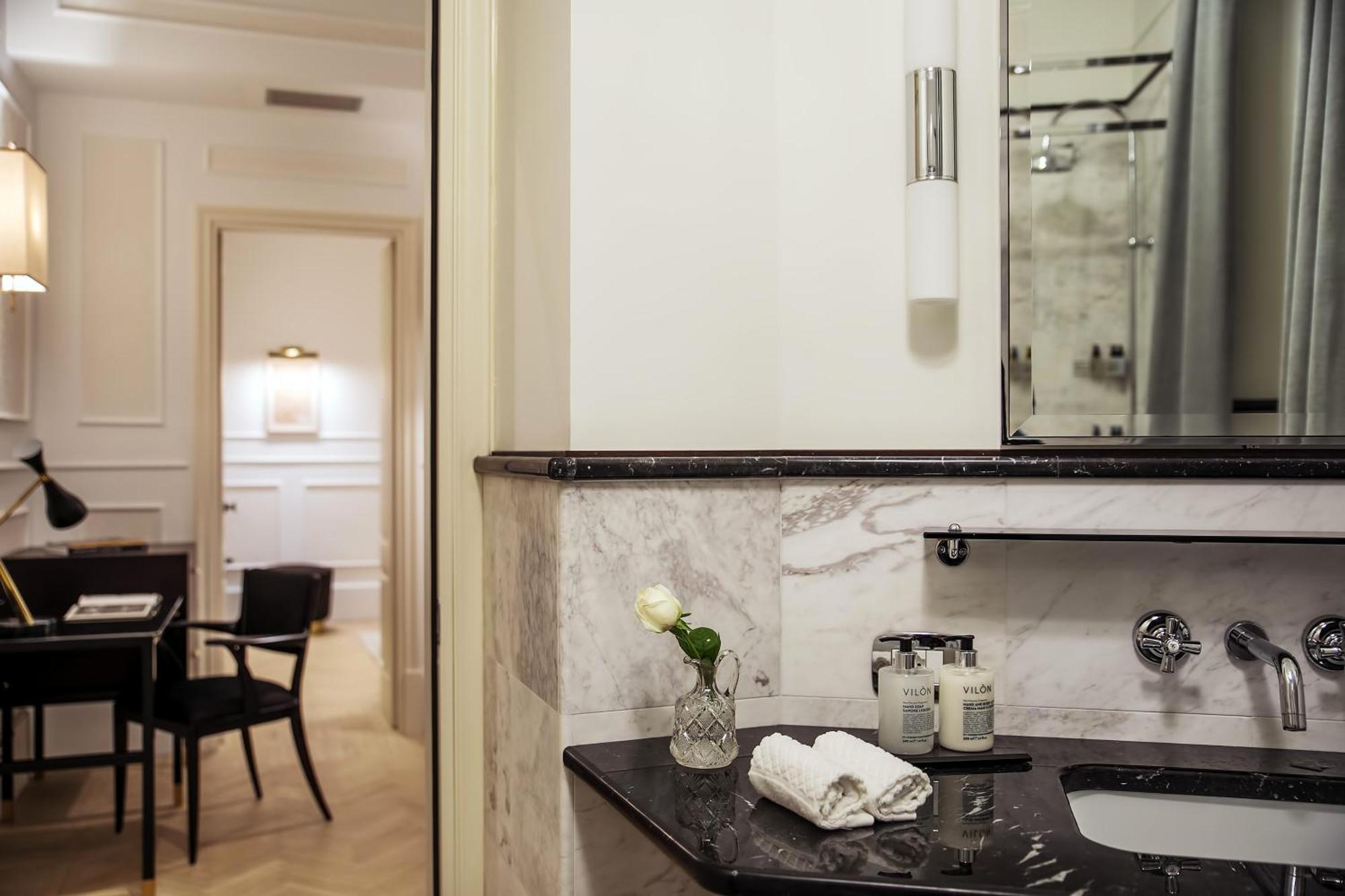 Hotel Vilon - Small Luxury Hotels Of The World Ρώμη Εξωτερικό φωτογραφία